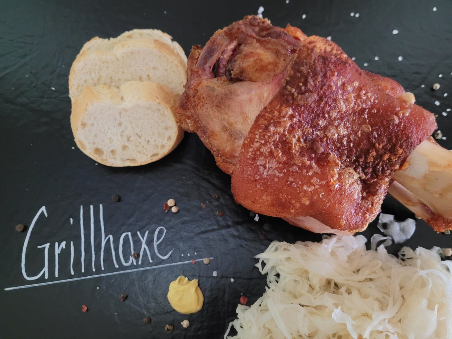 Freitags ab 11 Uhr: gebratenes 1/2 Hähnchen, gebratene Haxe und XL ...